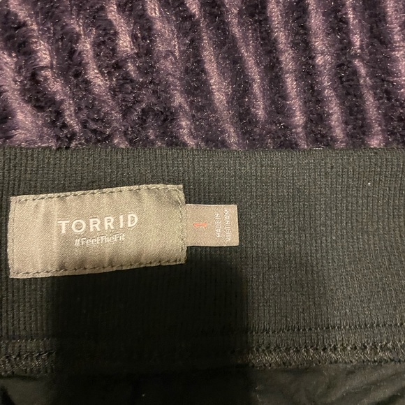 Shorts - Picture 2 of 2